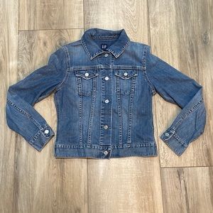 GAP Jean Jacket - Woman’s Medium